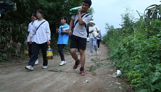 图二(2).jpg