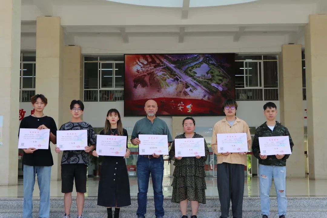 微信图片_20210521230919.jpg 喜报ㅣ云南经济管理学院在全国第六届大学生艺术展演中斩获一等奖并取得丰硕成果 第 3 张