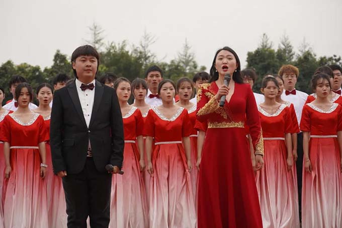 超燃！快来看云经管艺术与传媒学院在运动会开幕式上的精彩表现吧！ 第 15 张