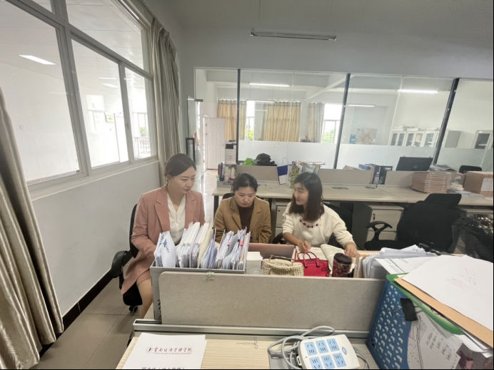 护理系急救课程组参加SimMan 3G高端模拟人应用及模拟教学培训学习 第 1 张