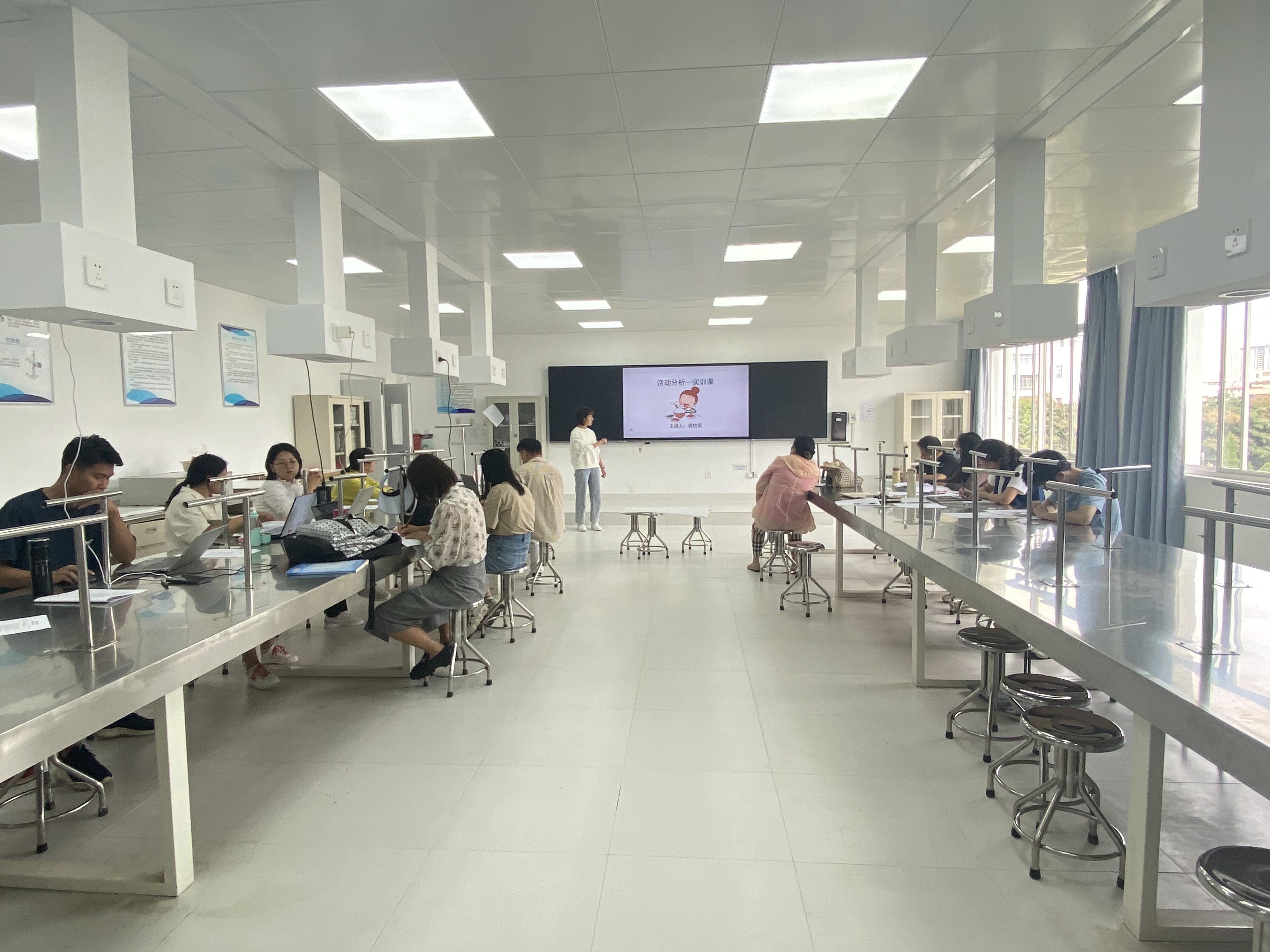 康复治疗学本科专业开展青年教师试讲活动 第 1 张