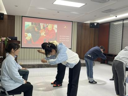 校企联动正当下 协同育人创未来 ¦ 云南经济管理学院与重庆豪迟义齿制作有限公司签订校企合作协议 第 5 张