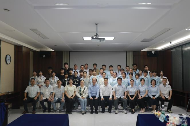 校企联动正当下 协同育人创未来 ¦ 云南经济管理学院与重庆豪迟义齿制作有限公司签订校企合作协议 第 10 张