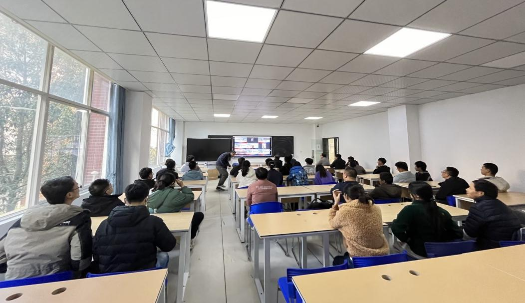 云南经济管理学院信息与智能工程学院党总支 组织观看“团结·奋进”大讲堂第6讲 第 2 张