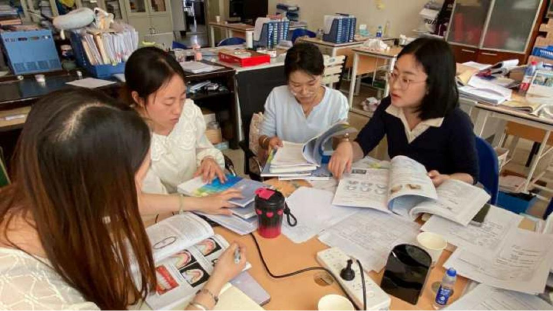 医学院口腔医学技术专业开展教材遴选活动 第 3 张 医学院口腔医学技术专业开展教材遴选活动 第 3 张