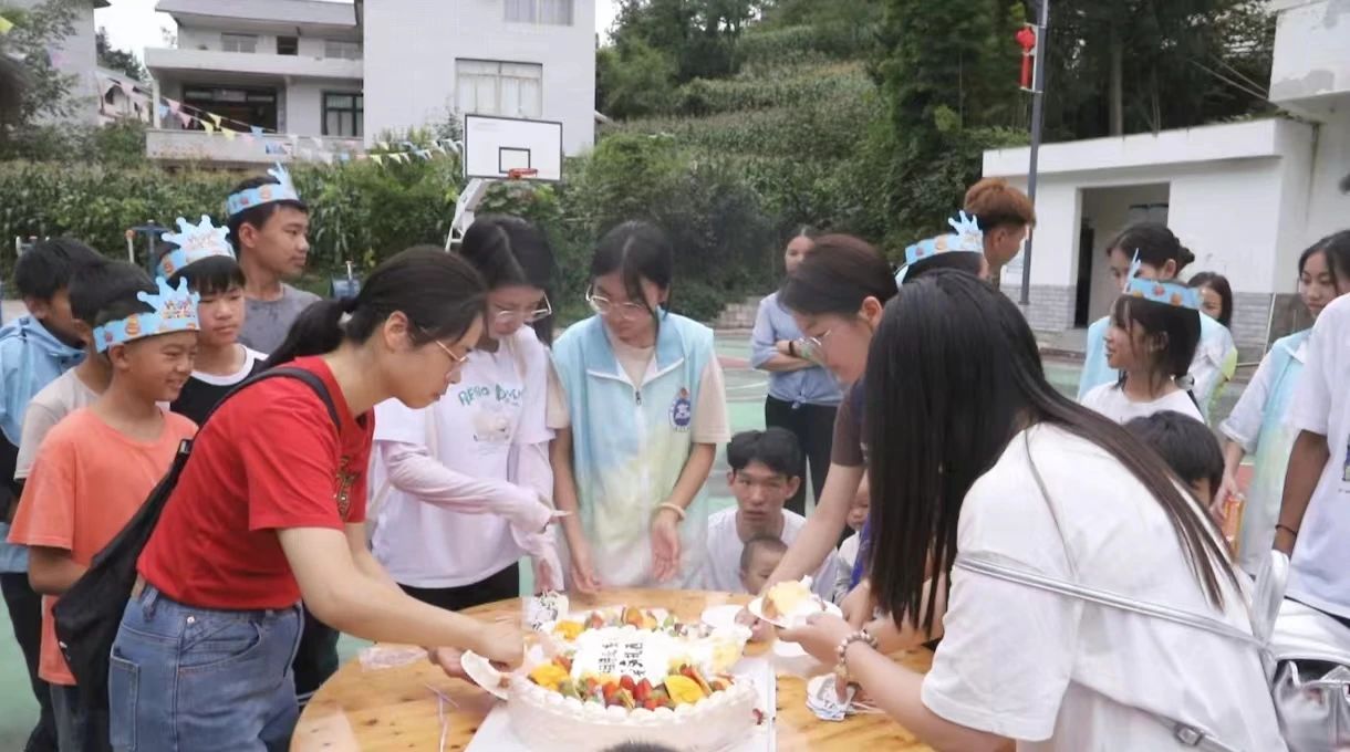 41bc5e24177bab8edcb74e591d200de6.jpg 41bc5e24177bab8edcb74e591d200de6.jpg