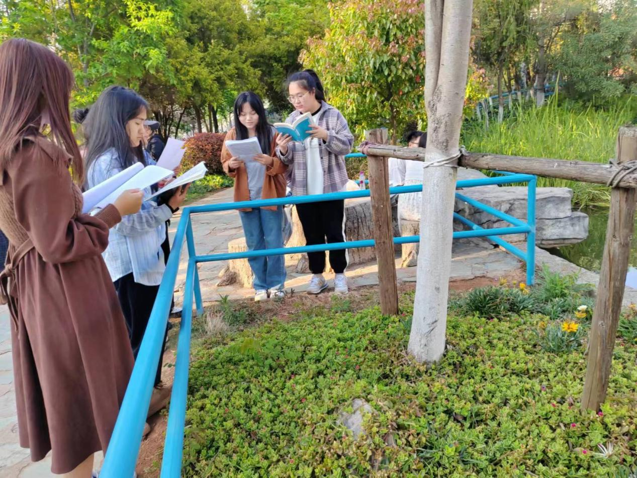 学风建设|霞光浸润疲惫心灵,晚读为梦注入活力 第 2 张 学风建设|霞光浸润疲惫心灵,晚读为梦注入活力 第 2 张