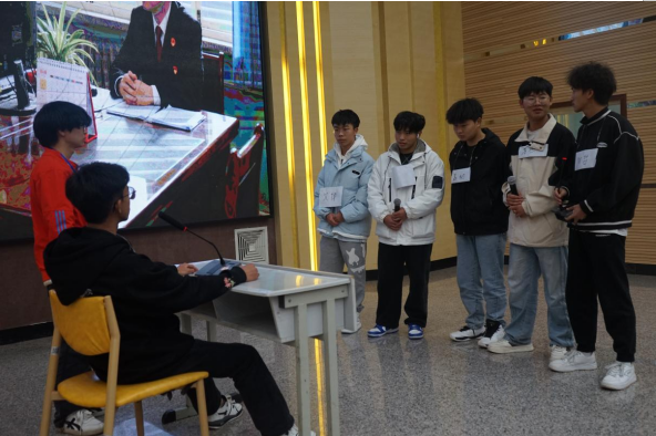 屏幕截图 2025-12-02 192524.png 屏幕截图 2025-12-02 192524.png