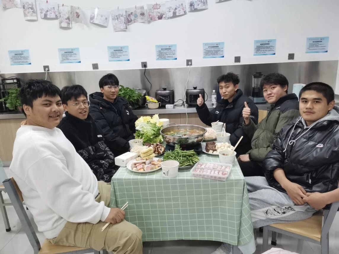 一站式学生社区 | 荟”聚青春，共享“食”光：财会金融学院智慧社区美食汇活动来啦！ 第 2 张