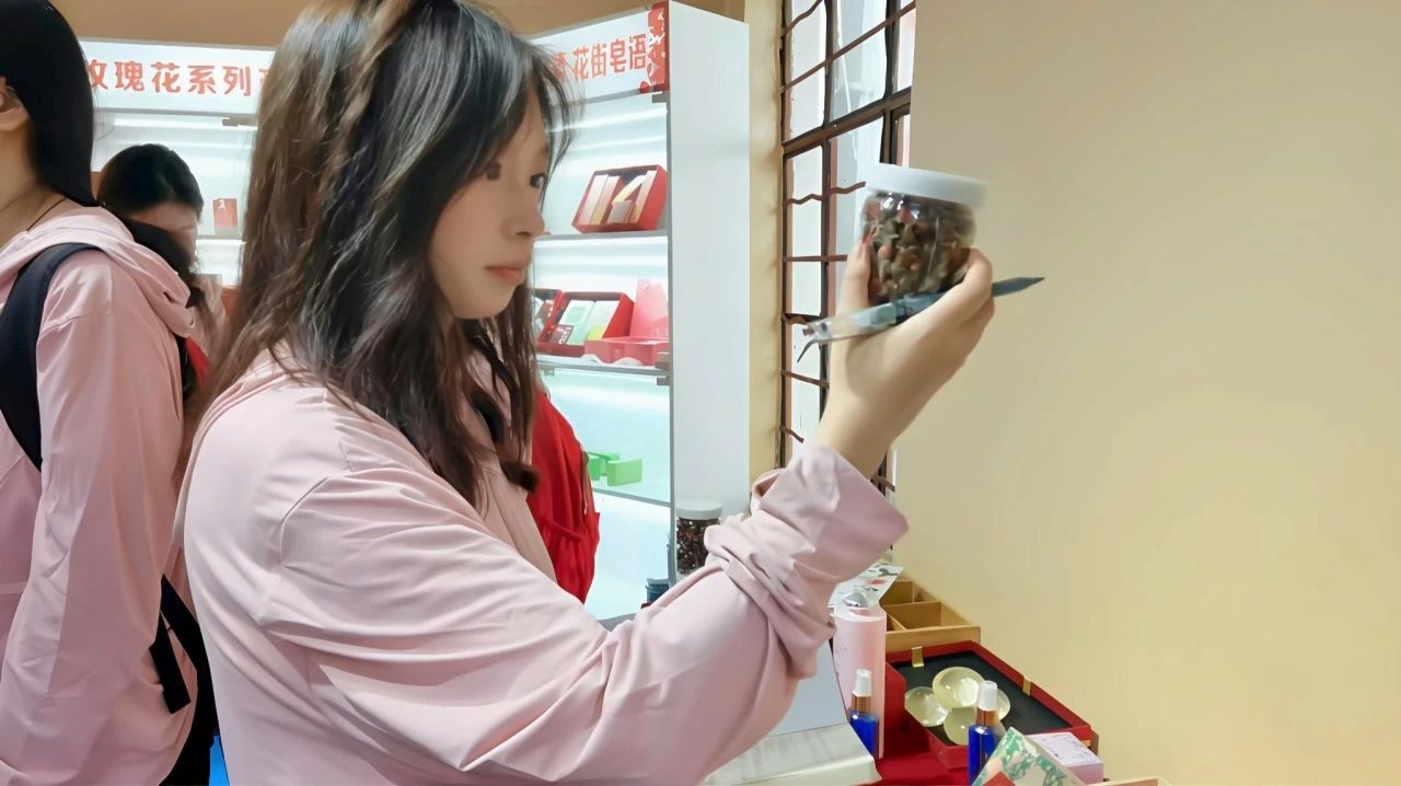 暑期社会实践｜花香四溢，助力乡村振兴 第 6 张