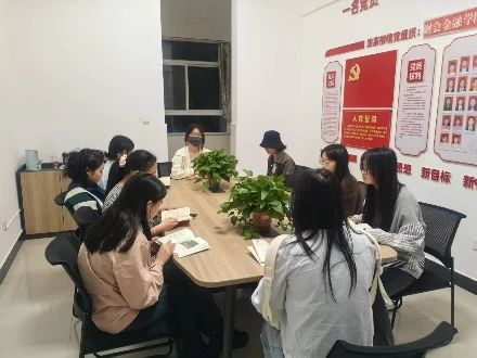一站式学生社区 | 智慧社区举行“书香润心田，共享阅读乐”读书分享会 第 2 张