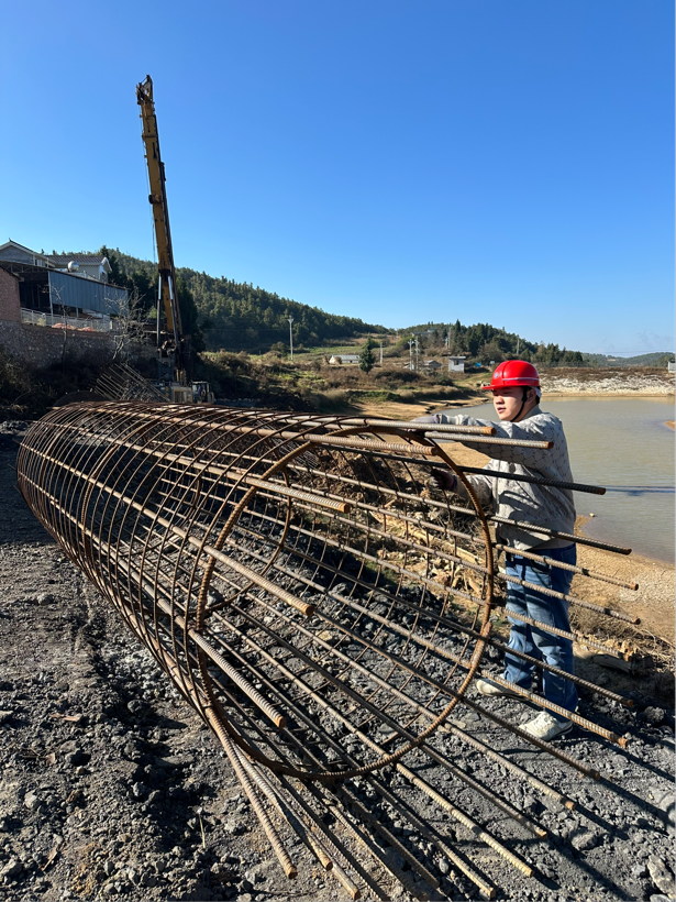 万有.png 万有.png